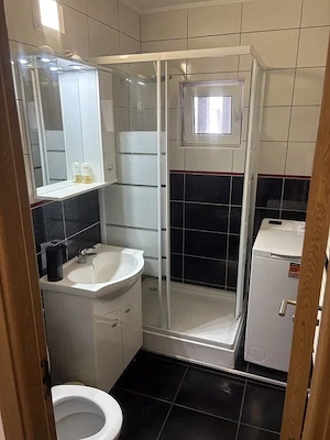 Apartament 2 camere, in centrul orasului, spre inchiriere - imagine 2