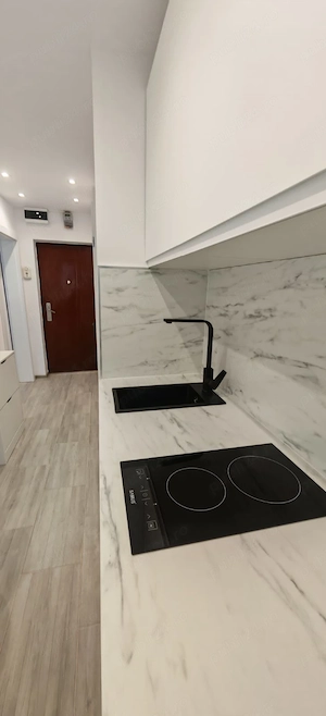 Vand apartament 1 camera ultra modern la doar 1 minut de City of Mara - imagine 3