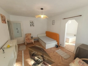Sagului-Piata Doina,Cu Centrala Proprie,Bloc Izolat, Parter Înalt cu balcon,Liber, Merita Vazut !!! - imagine 3