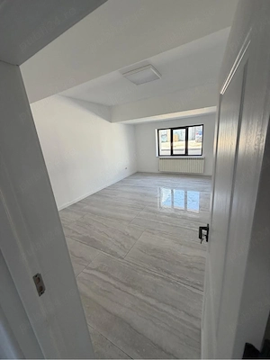 De vanzare apartamente  Bloc nou 77mp2 parter    Loc de parcare inclus  Suceava  - imagine 2