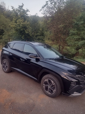 Hyundai Tucson 2024 negru metalizat 1.6 benzina 150 cai cumparata din RO 19.000 km - imagine 7