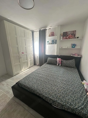 vand apartament zona pieptanari - imagine 2