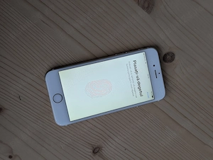 iPhone 6 Gold 64gb BONUS: Folie Display + Husa + Cablu Date Bateria 95% - imagine 5