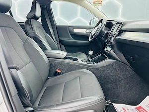 Volvo XC40 - imagine 18