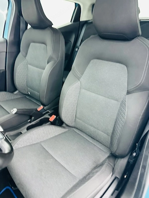 Renault Clio - imagine 16