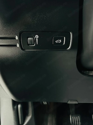 Volvo XC40 - imagine 11