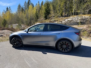2023 Tesla Model Y performance  - imagine 5