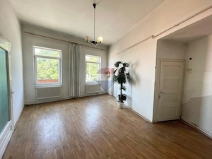 Casă cu 3 camere de vânzare în zona centrala comison 0% + garaj - imagine 7