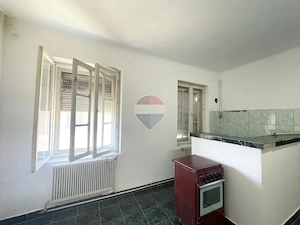 Casă cu 3 camere de vânzare în zona centrala comison 0% + garaj - imagine 18