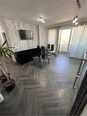vand apartament cu 3 camere - imagine 5
