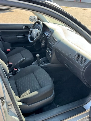 Volkswagen Golf 4  - imagine 2