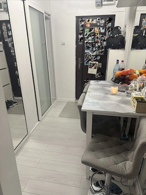 Apartament 3 camere decomandate - imagine 2