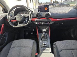 AUDI Q2 s-line  - imagine 8