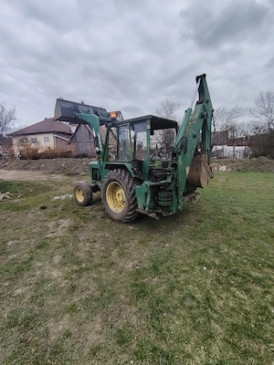 Buldoexcavator John Deere  - imagine 4