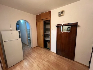Închiriez Ap 3 camere - imagine 7