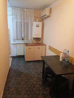 Închiriez garsonieră mobilată și utilată   41 mp   Zona Exercițiu-1250lei luna - imagine 6