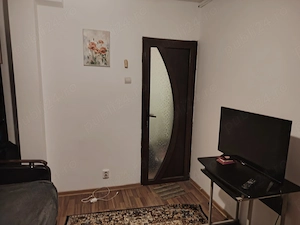 Vand apartament cu doua camere pretabil pentru spatiul comercial - imagine 8