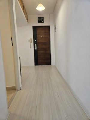 Inchiriez apartament cu 1 camere decomandat Timisoara - imagine 2