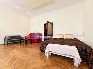 Apartamet 2 cam renovat, ultracentral, parcare privata, comision 0 - imagine 4