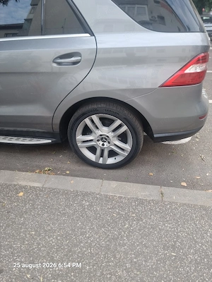 Proprietar vând Mercedes Benz ML 250 Blue Tec 4Matic euro 6 - imagine 10