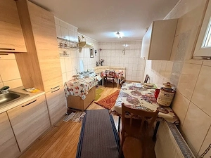 De inchiriat Casa modesta 4 camere - imagine 3