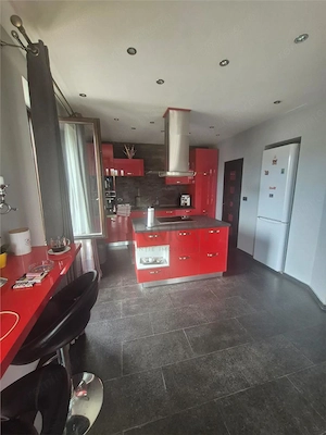 Casa individuala - zona excelenta - la cheie - imagine 8
