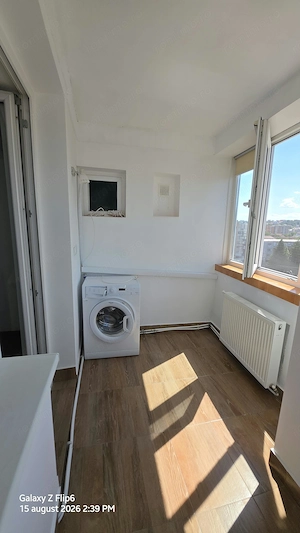 Vand apartament 2 camere decomandat in Deva, zona 22 Decembrie, 53 mp + 2 balcoane , mobilat - imagine 4