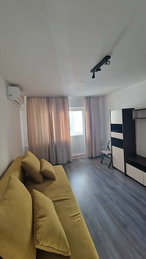 Proprietar, închiriez ap. 3 cam, decomandat, zona  Girocului