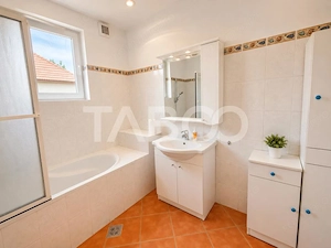 Apartament la casa de inchiriat 3 camere zona Sub Arini din Sibiu - imagine 9