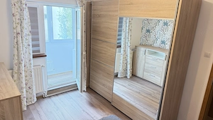 Proprietar Inchiriez apartament modern 3 camere - imagine 18
