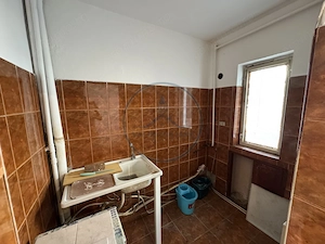 Garsonieră de vânzare | etaj 2 | Dragoș vodă | necesită renovare  - imagine 3