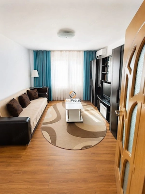 Garsoniera etaj 3 Zona Buziasului