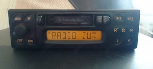 Casetofon Mercedes Benz , pentru auto clasice , retro , istorice , etc , stare tehnica impecabila !
