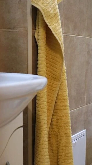 Apartament modern 3 camere, 2 bai, 76mp   10 min de centru - imagine 8