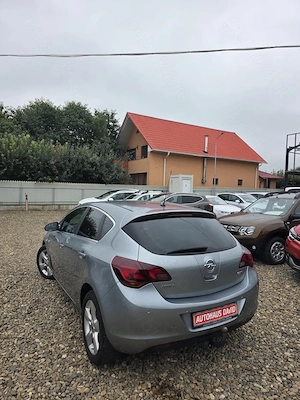 Opel Astra J 2012 Euro 5 Manual - imagine 4