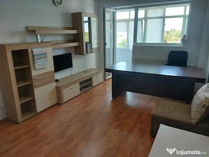 Inchiriez apartament 2 camere sector 4 Complex Uioara