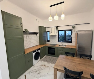 Apartament 3 camere de închiriat   bloc nou, mobilier și electrocasnice noi - imagine 3
