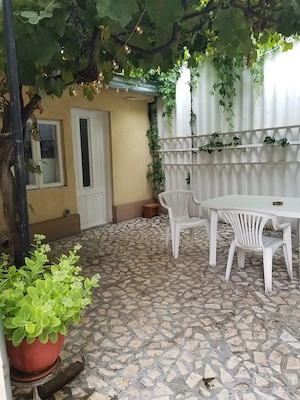 Garsoniera de inchiriat la casa