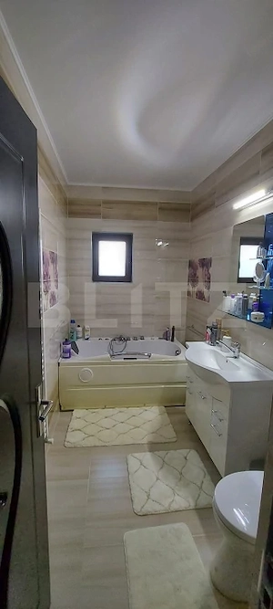 Apartament cu 2 camere , 80mp, Reghin, cartierul Salciilor  - imagine 6
