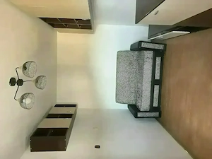 Vând apartament cu două camere.
