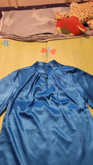 Bluză damă elegantă nouă 