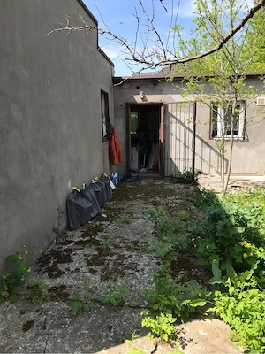casa si spatiu comercial de vanzare cu teren-496,5 mp - imagine 2