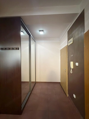 Apartament 3 Camere - 600  euro - Zona Girocului - imagine 14