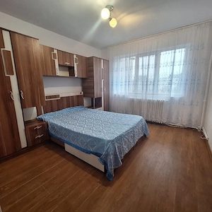 Podu Roș apartament 2 camere  - imagine 1
