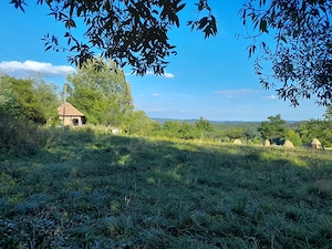 vand teren cu casa, in zona pitoreasca fara poluare fonica - imagine 4
