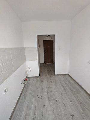 De Vânzare apartament cu doua cameră în Oradea  - imagine 4