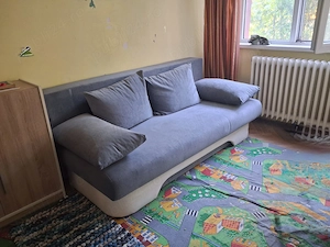 Vând canapea extensibilă cu lada depozitare