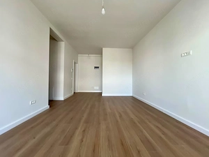 Apartament, 2 camere, 48 mp utili, etaj 1, decomandat - Zona Mehala - imagine 3