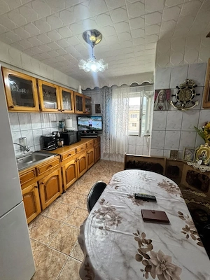 Apartament spatios gata de mutare  - imagine 5