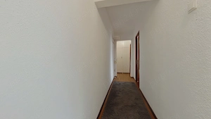 Închiriez apartament de 3 camere  - imagine 6